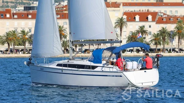 Bavaria 34 Cruiser - Yacht Charter Sailica