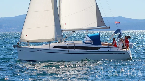 Bavaria 34 Cruiser - Yacht Charter Sailica