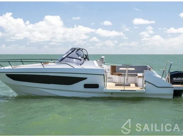 Beneteau Flyer 9 - Yacht Charter Sailica