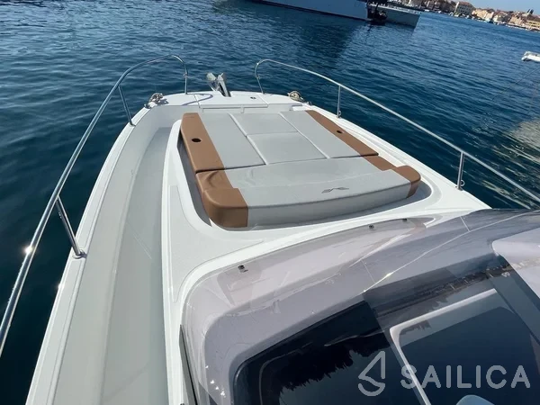 Beneteau Flyer 9 - Yacht Charter Sailica