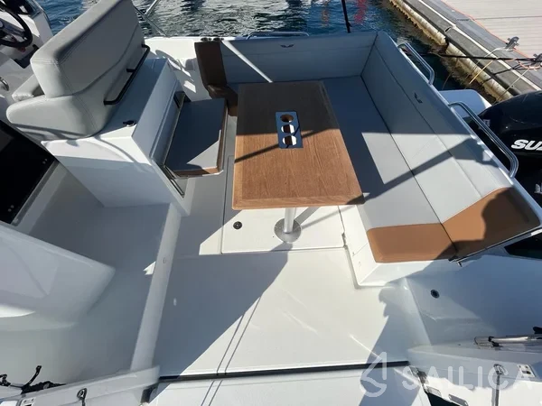 Beneteau Flyer 9 - Yacht Charter Sailica