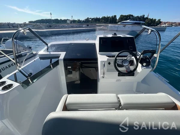 Beneteau Flyer 9 - Yacht Charter Sailica