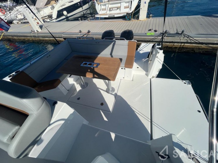 Beneteau Flyer 9 - Yacht Charter Sailica