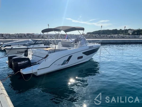 Beneteau Flyer 9 - Yacht Charter Sailica