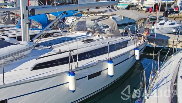 Bavaria 37 Cruiser - Yacht Charter Sailica