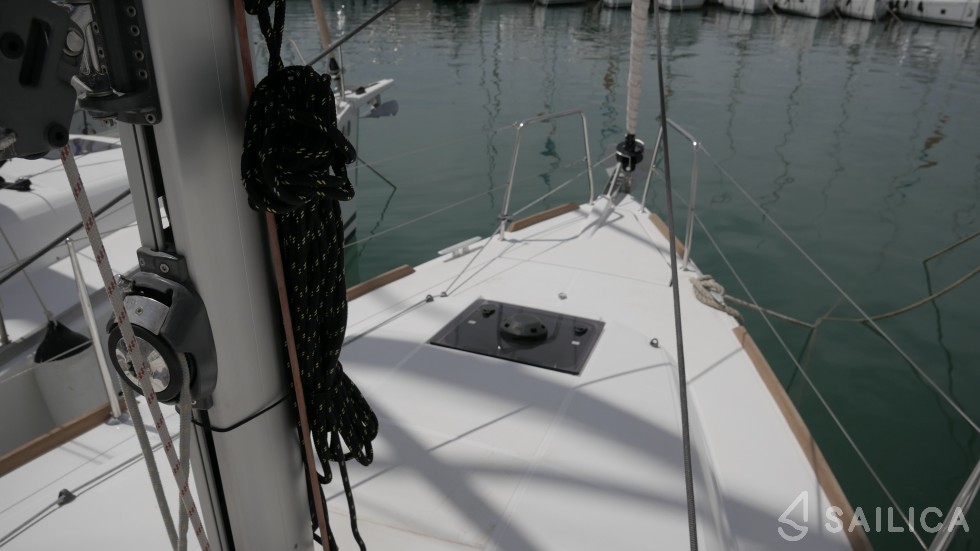 Sun Odyssey 349 - Yacht Charter Sailica