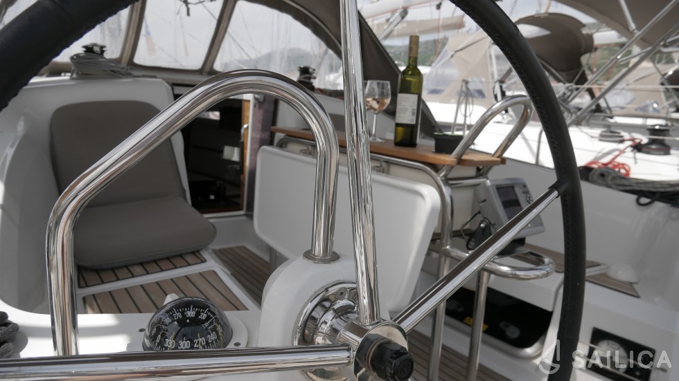 Sun Odyssey 349 - Yacht Charter Sailica