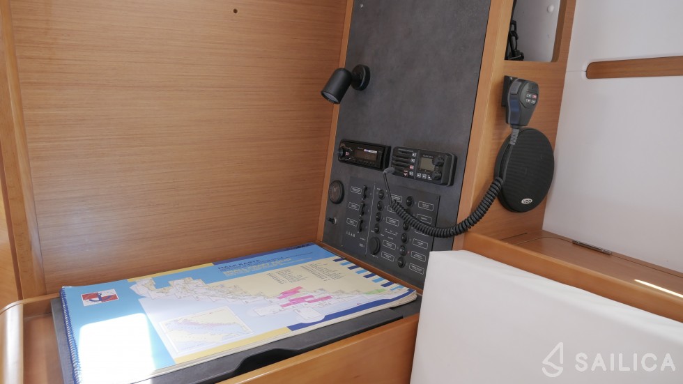 Sun Odyssey 349 - Yacht Charter Sailica