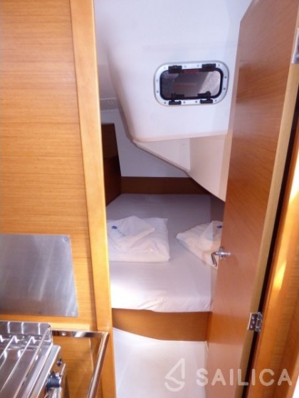 Sun Odyssey 349 - Yacht Charter Sailica