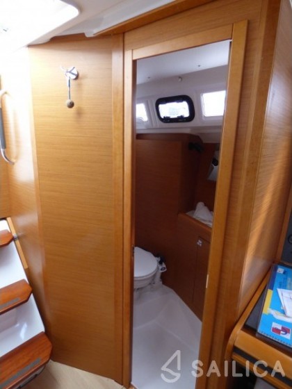 Sun Odyssey 349 - Yacht Charter Sailica