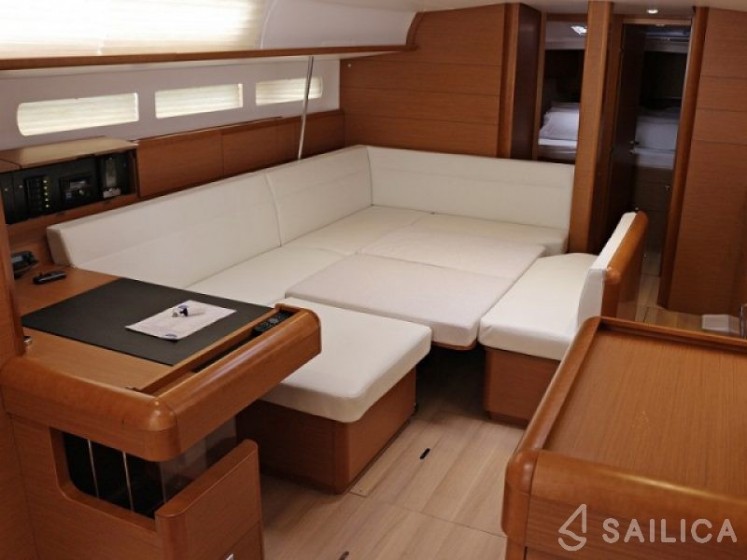 Sun Odyssey 509 - Yacht Charter Sailica