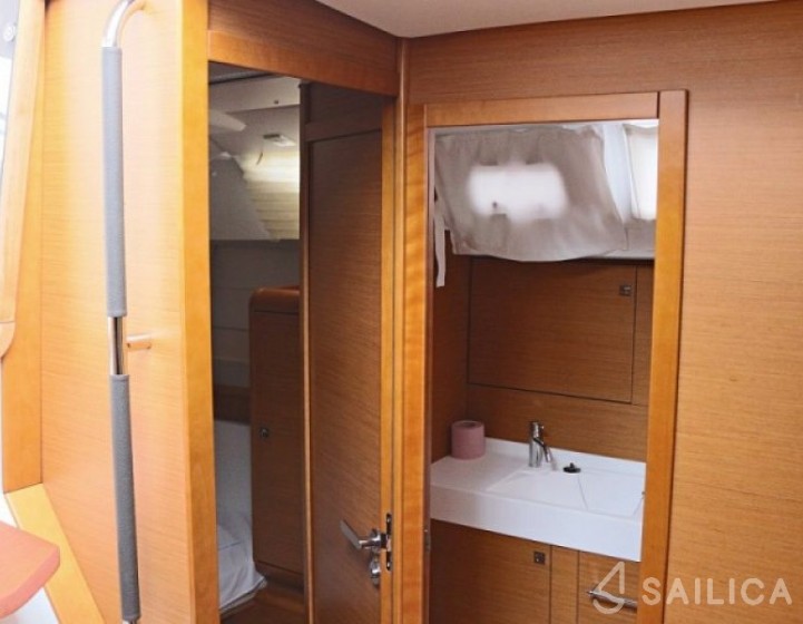Sun Odyssey 509 - Yacht Charter Sailica