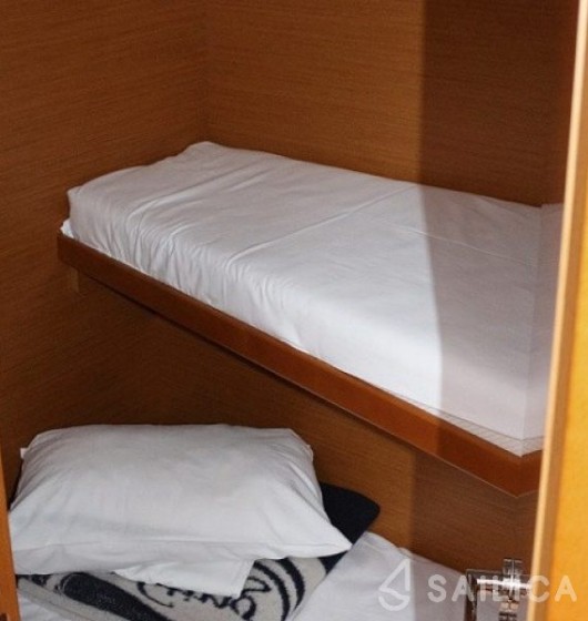 Sun Odyssey 509 - Yacht Charter Sailica