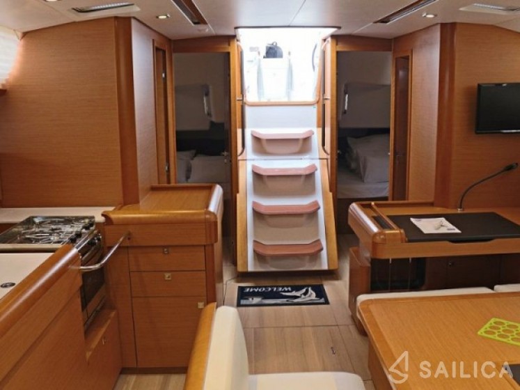 Sun Odyssey 509 - Yacht Charter Sailica
