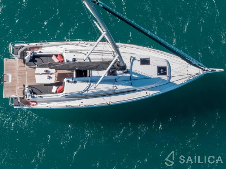 Sun Odyssey 380 - Yacht Charter Sailica