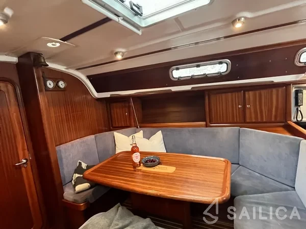 Bavaria 36 Cruiser - Yacht Charter Sailica