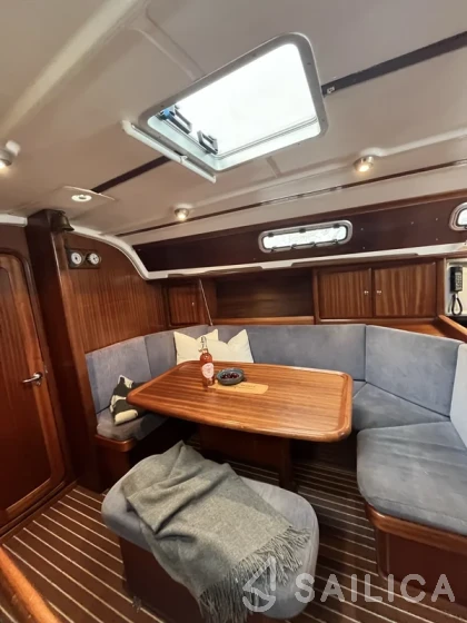 Bavaria 36 Cruiser - Yacht Charter Sailica