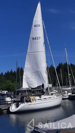 Bavaria 36 Cruiser - Yacht Charter Sailica