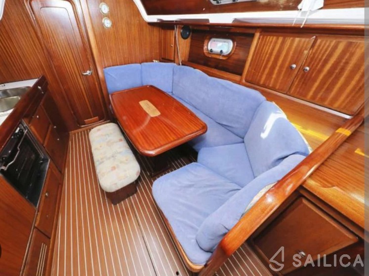 Bavaria 36 Cruiser - Yacht Charter Sailica