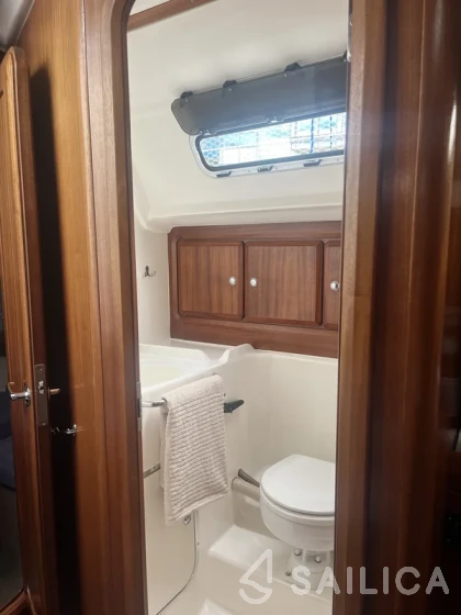 Bavaria 36 Cruiser - Yacht Charter Sailica