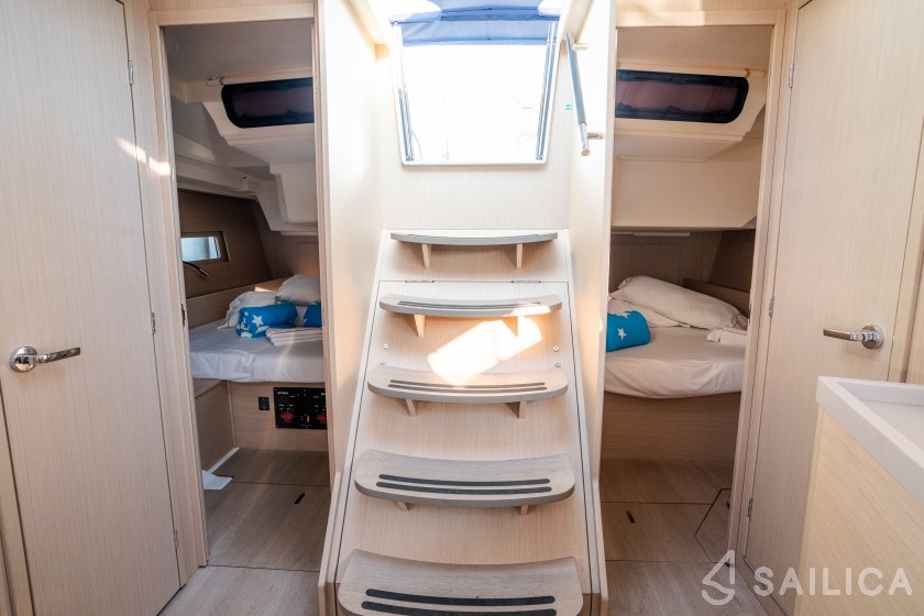 Oceanis 46.1 - Yacht Charter Sailica