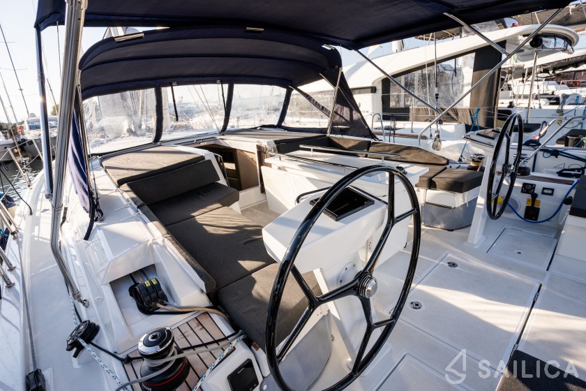 Oceanis 46.1 - Yacht Charter Sailica