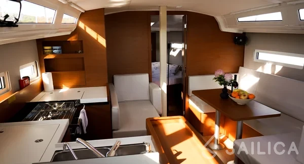 Sun Odyssey 410 - Yacht Charter Sailica