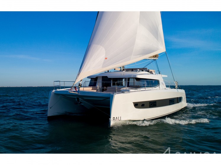 Bali 4.4 - Yacht Charter Sailica