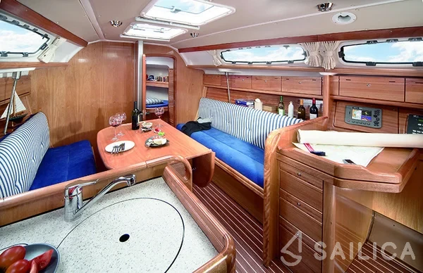 Bavaria 39 Cruiser - Yacht Charter Sailica