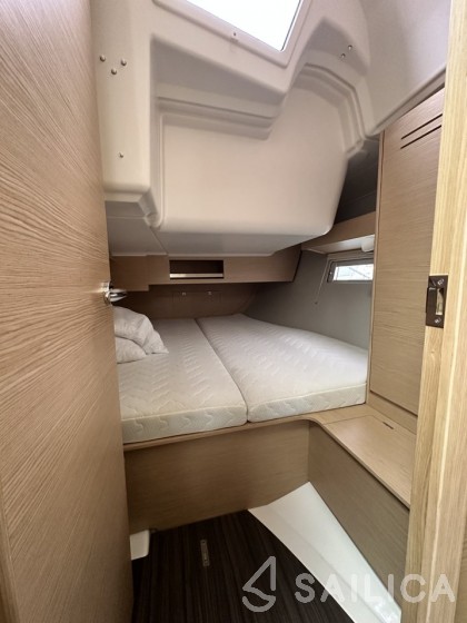 Dufour 390 - Yacht Charter Sailica