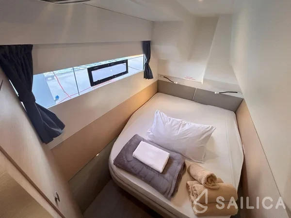 MY 37 - Yacht Charter Sailica