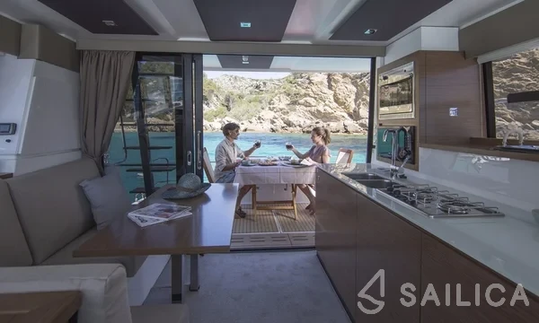 MY 37 - Yacht Charter Sailica
