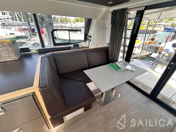 MY 37 - Yacht Charter Sailica