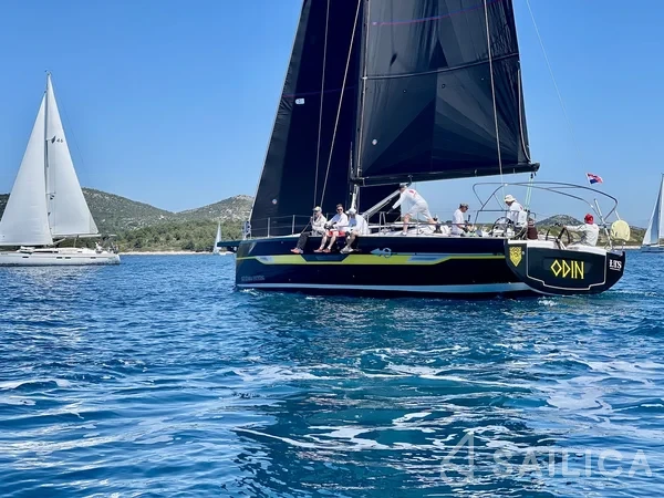 Elan E6 - Yacht Charter Sailica
