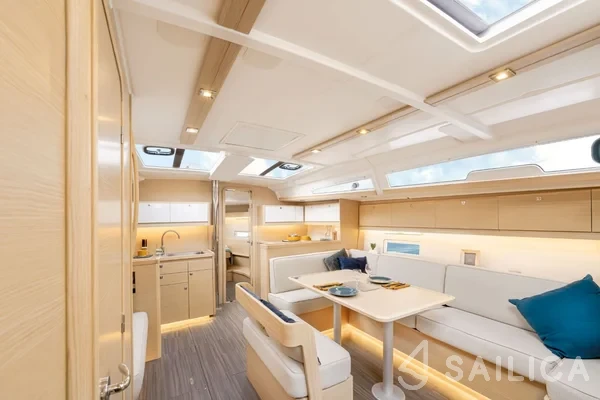 Dufour 430 Grand Large - Yacht Charter Sailica