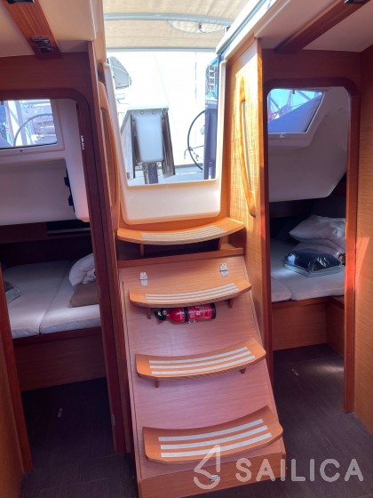 Dufour 430 Grand Large - Yacht Charter Sailica
