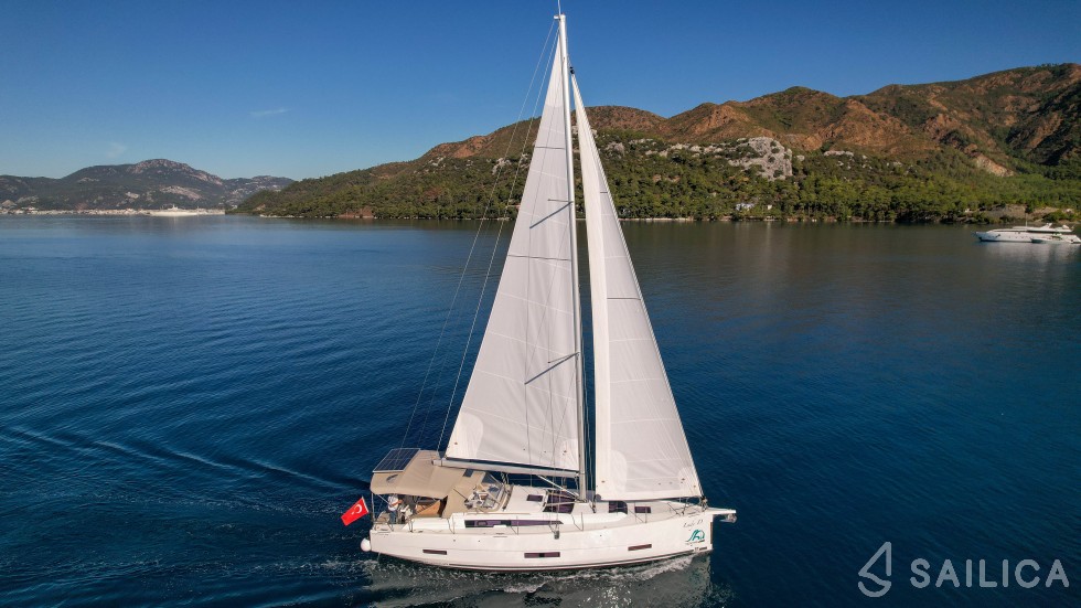 Dufour 390 - Yacht Charter Sailica