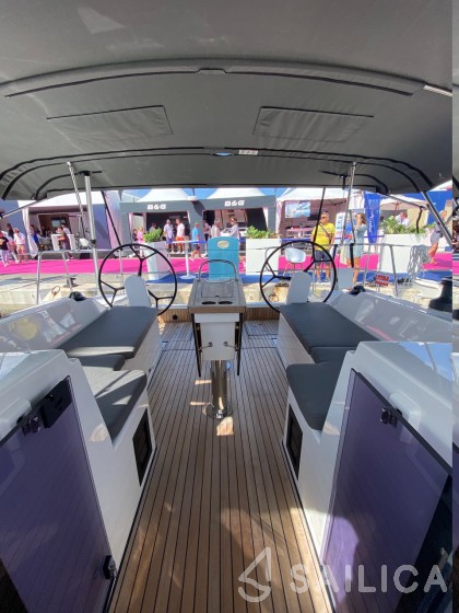 Bavaria C38 - Yacht Charter Sailica