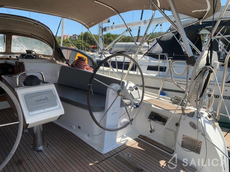 Bavaria 41 Cruiser - Yacht Charter Sailica