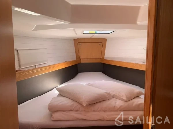 Bavaria 41 Cruiser - Yacht Charter Sailica