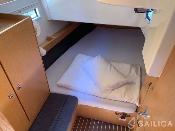 Bavaria 41 Cruiser - Yacht Charter Sailica
