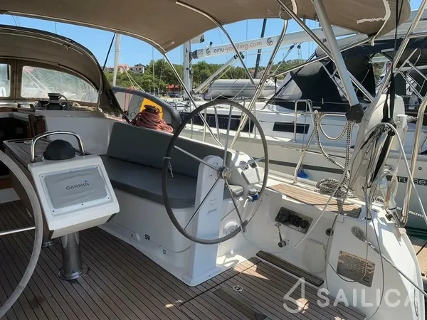 Bavaria 41 Cruiser - Yacht Charter Sailica
