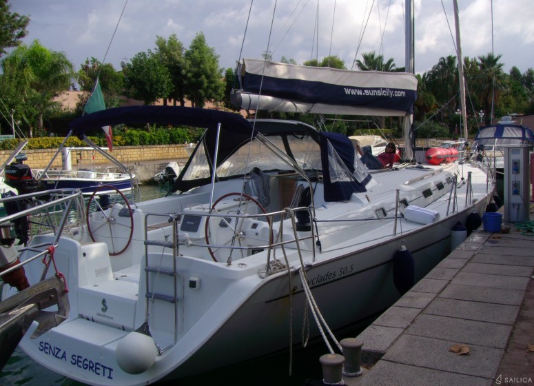 Cyclades 50.5 - Yacht Charter Sailica