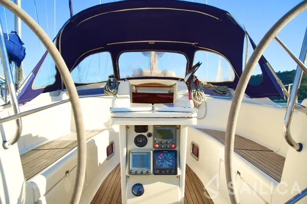 Bavaria 50 Cruiser - Yacht Charter Sailica