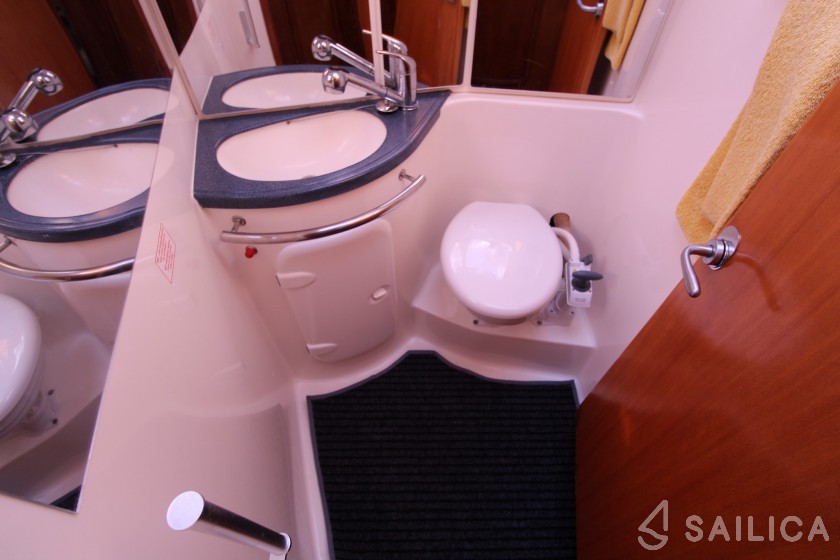 Bavaria 50 Cruiser - Yacht Charter Sailica