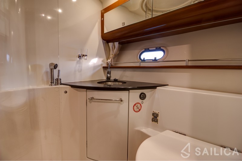 Prestige 440 - Yacht Charter Sailica