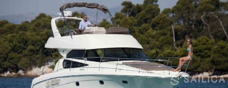 Prestige 440 - Yacht Charter Sailica