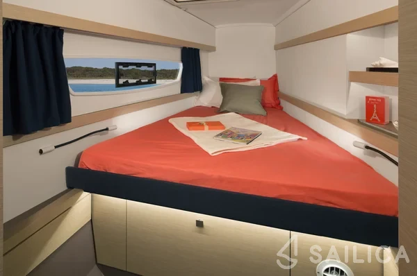 Lucia 40 - Yacht Charter Sailica