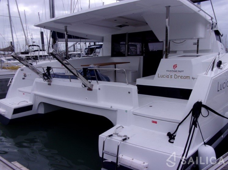 Lucia 40 - Yacht Charter Sailica
