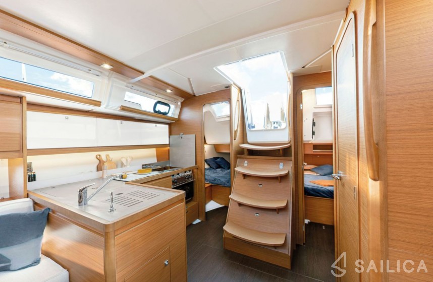 Dufour 390 - Yacht Charter Sailica